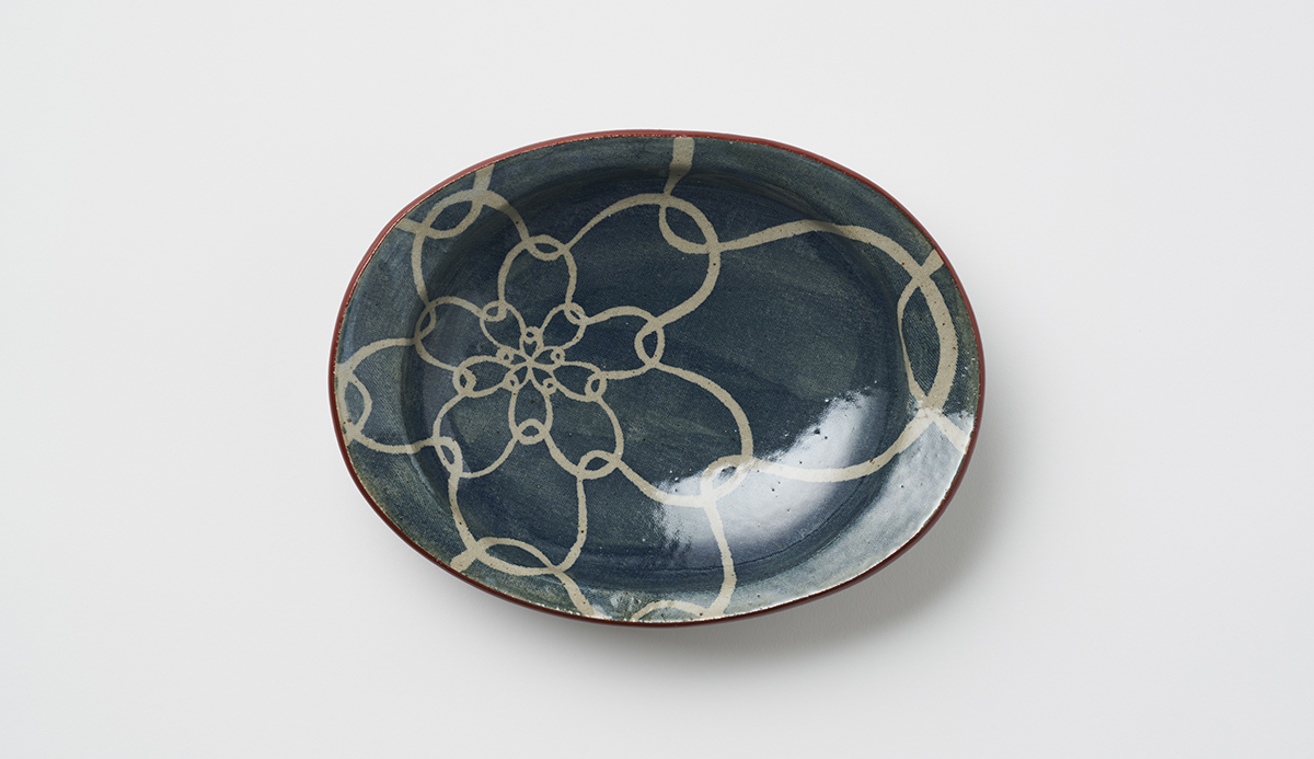 Reticulated Oval Plate (L)