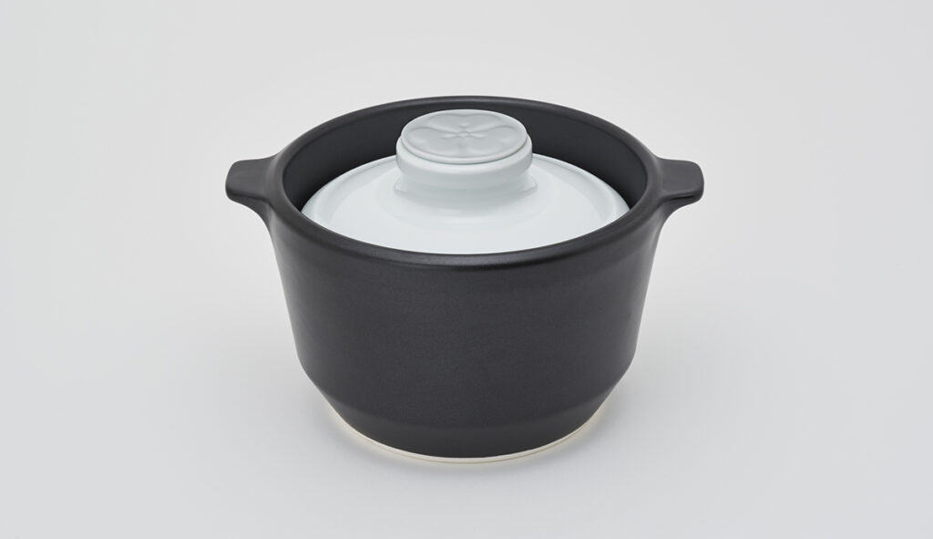 Ceramic rice cooker white